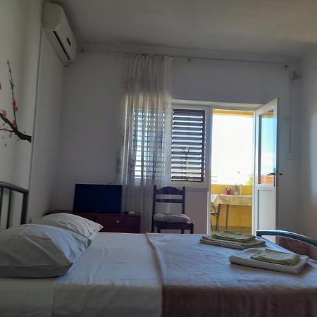Apartment Gulin Sibenik Bagian luar foto