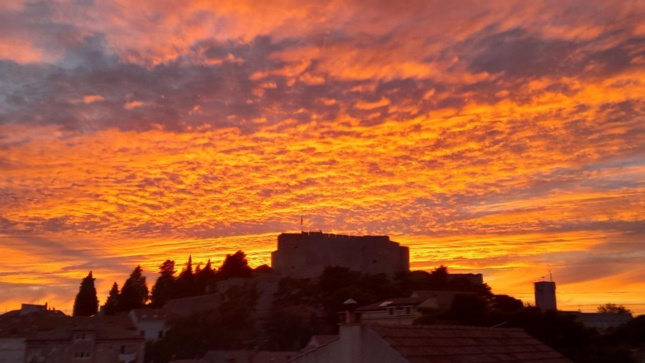 Apartment Gulin Sibenik Bagian luar foto